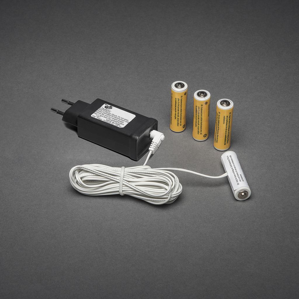 230V - 4x AA Adapter voor batterijartikelen